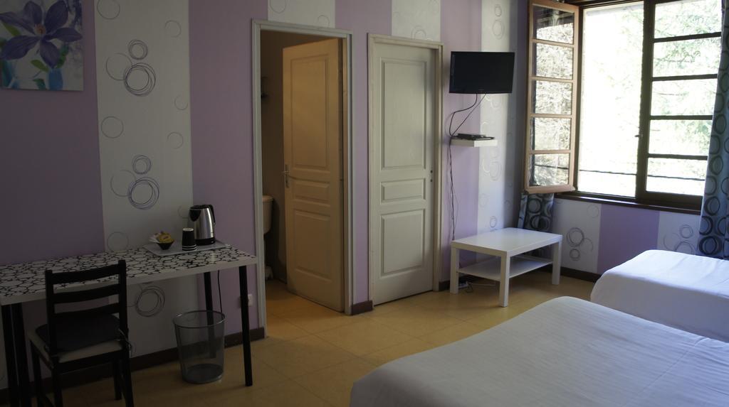 Le Natural Hotel Селонже Екстериор снимка